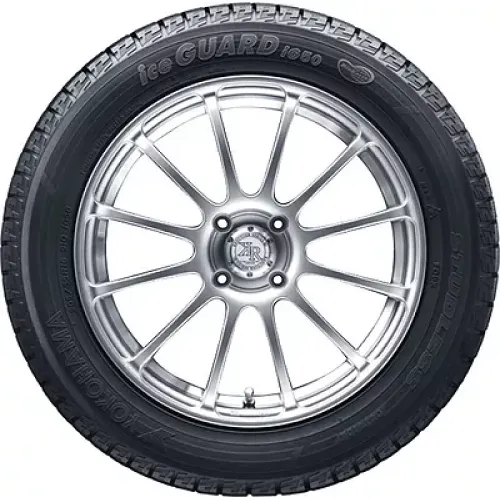 Yokohama Ice Guard IG50+ 215/55 R17 94Q