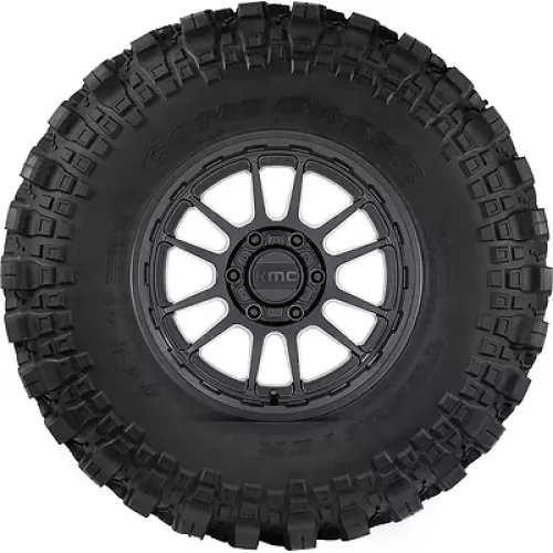 Comforser Thruster 35x10,5x16 119L