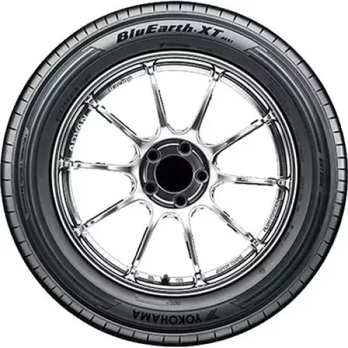 Yokohama Bluearth-XT AE61 225/60 R17 99V