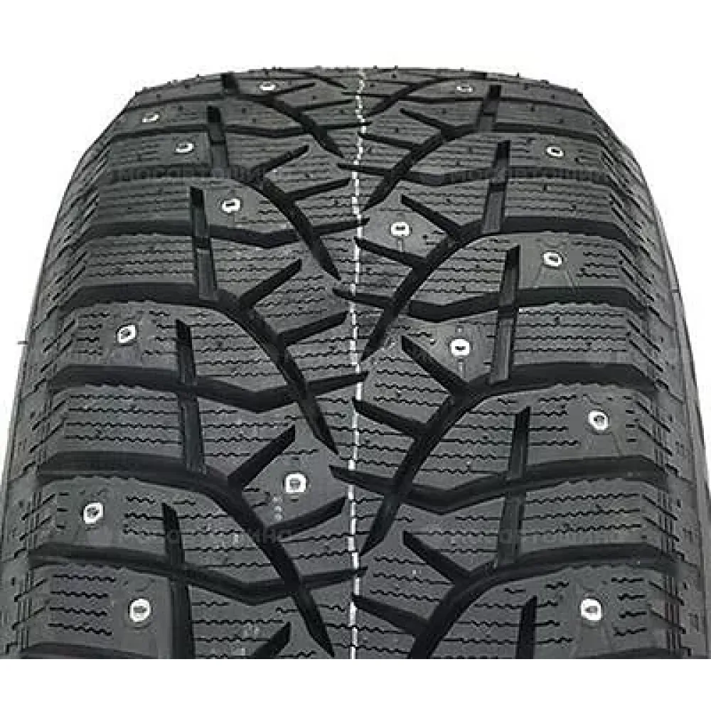 Bridgestone Blizzak Spike-02 215/45 R17 87T