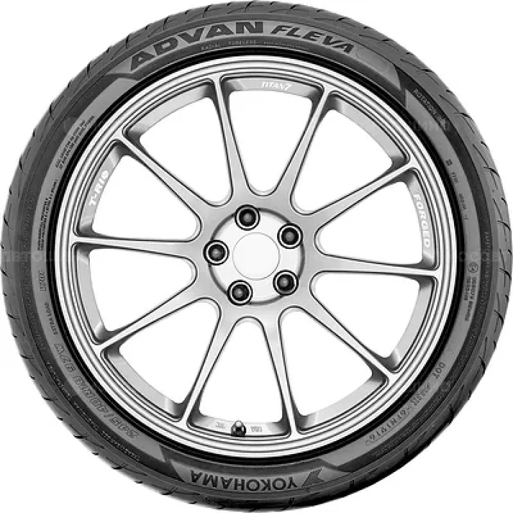 Yokohama Advan Fleva V701 205/45 R17 88W XL